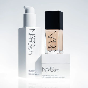 LIGHT REFLECTING&trade; CLEANSING OIL, NARS SOINS VISAGE