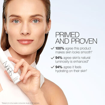 LIGHT REFLECTING&trade; HYDRATING PRIMER