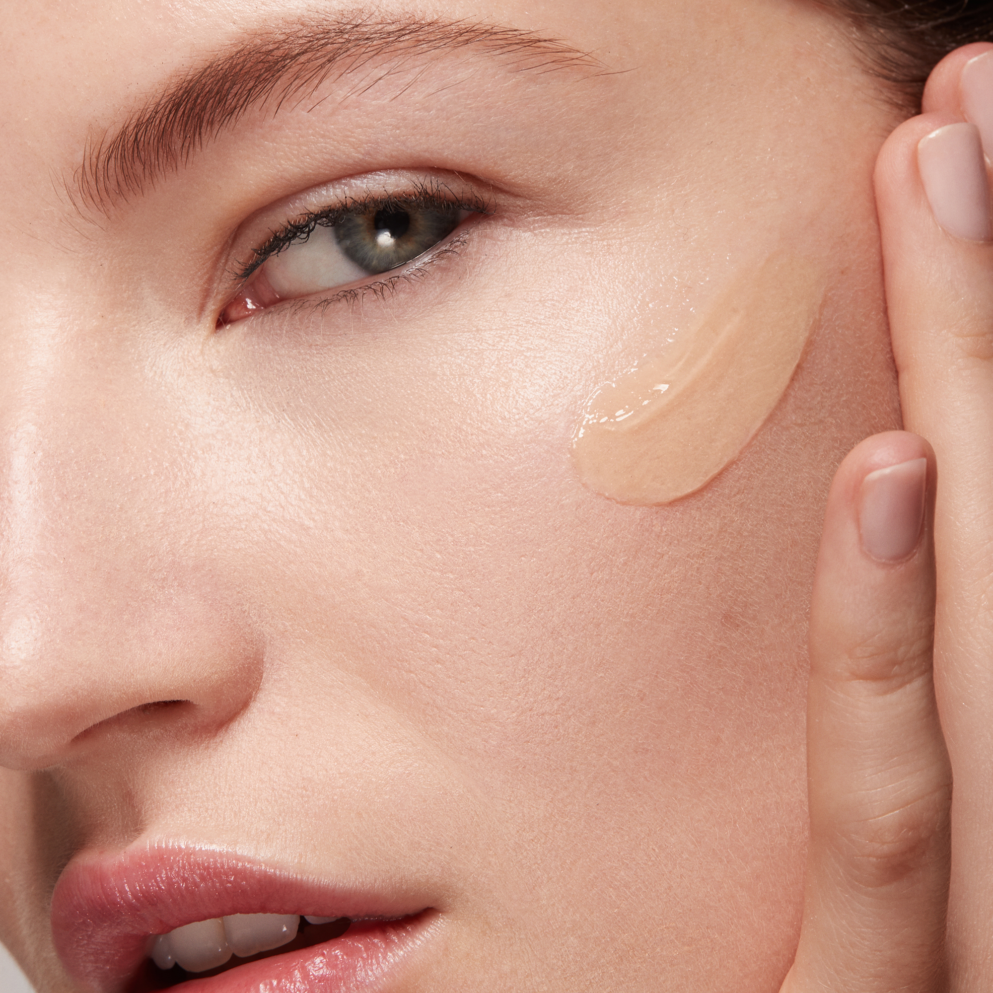 LIGHT REFLECTING™ Soin Réparateur Nuit, NARS Soins visage