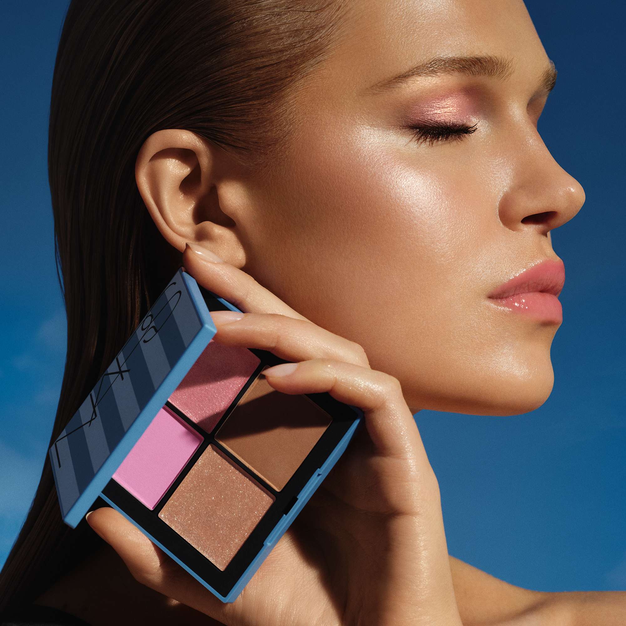 Hot Escape Cheek Palette 1