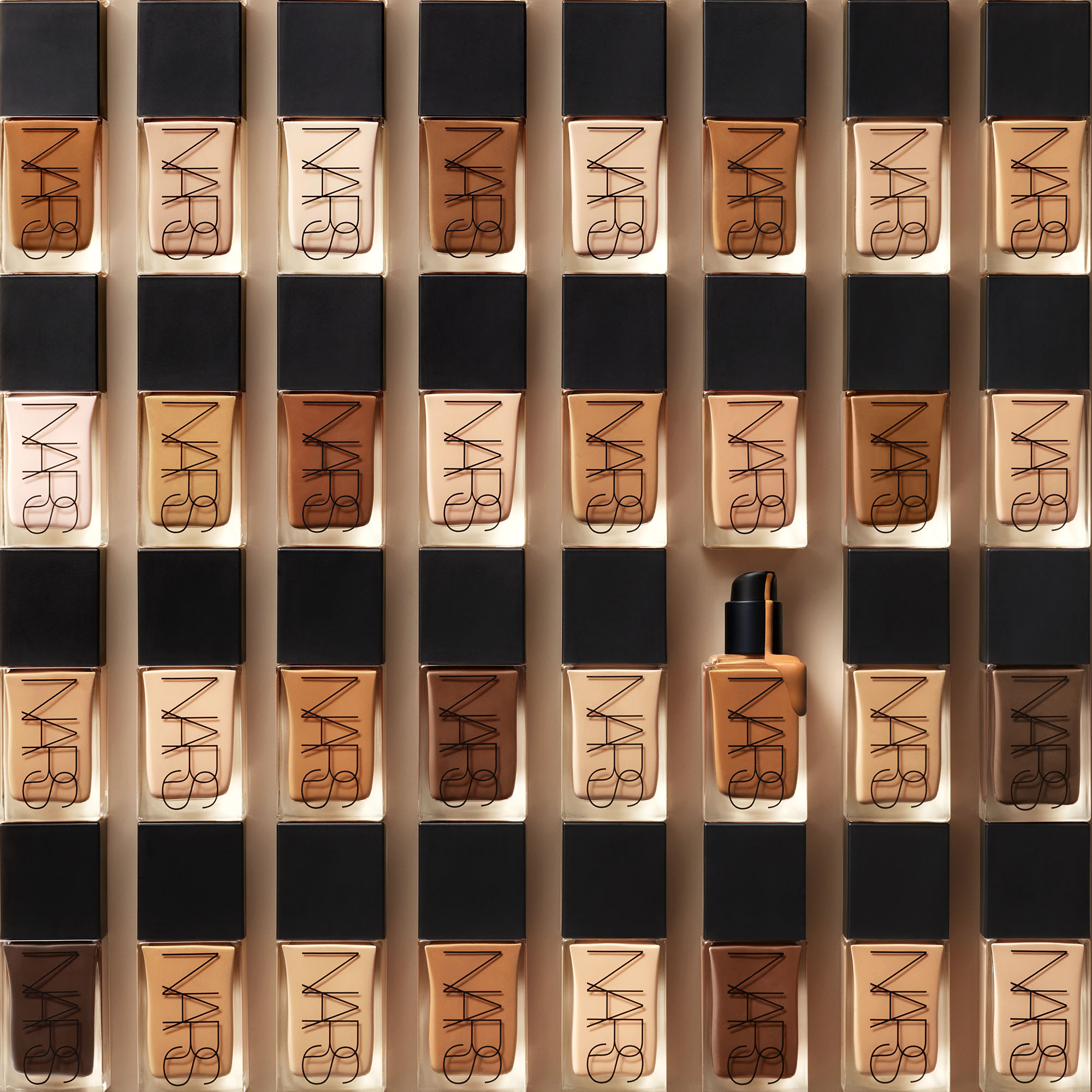 LIGHT REFLECTING FOUNDATION LIGHT REFLECTING FOUNDATION