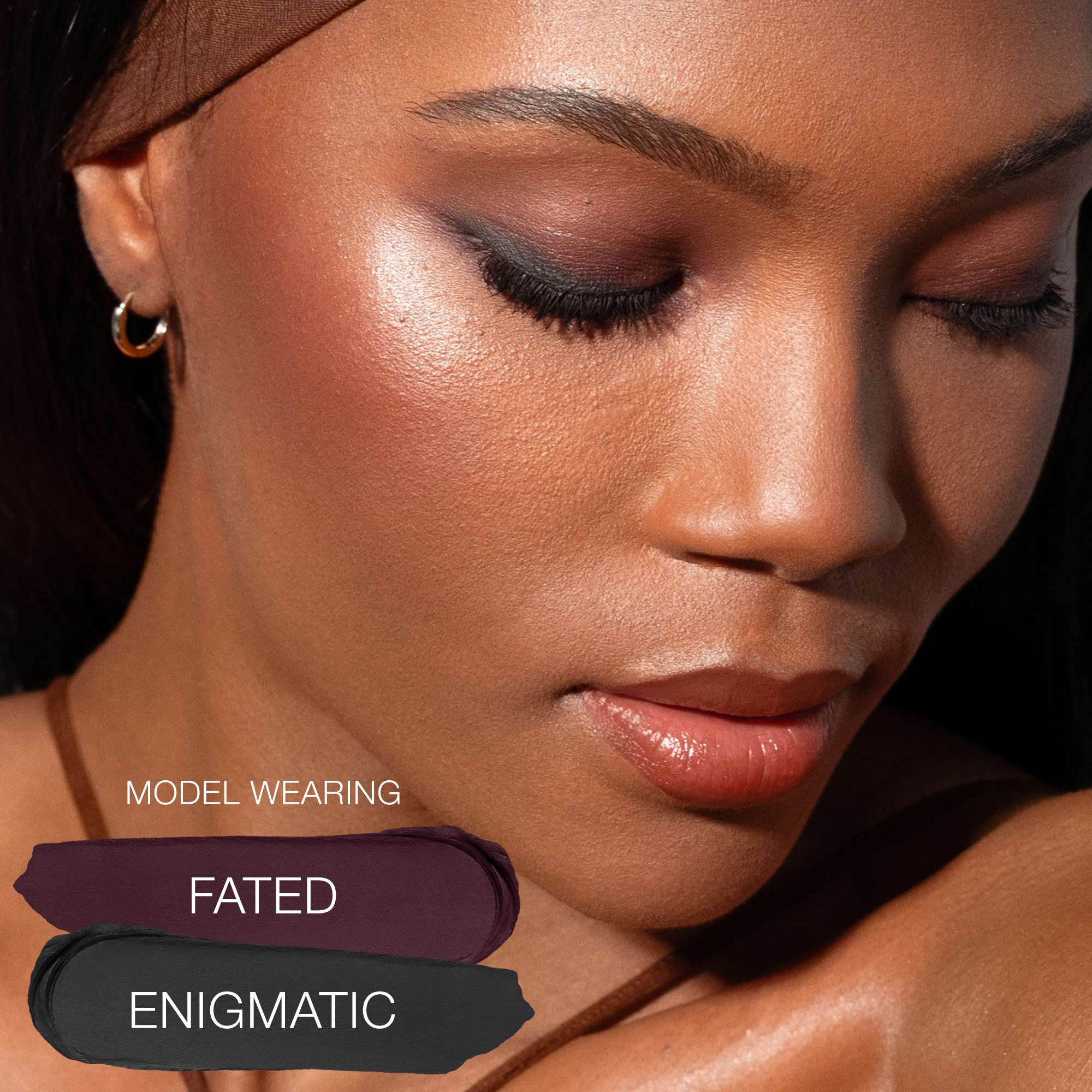 TOTAL SEDUCTION EYESHADOW STICK 